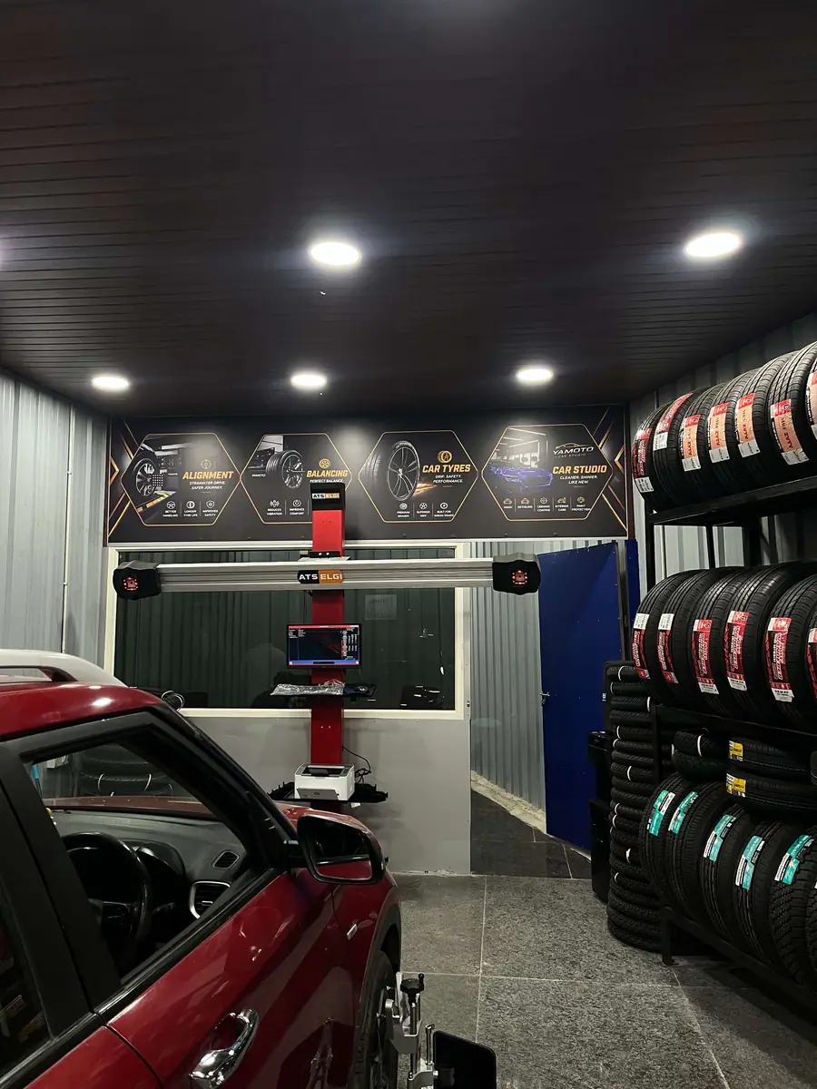 ATS ELGI 3D wheel alignment machine in operation at Yamoto, Narsingi Hyderabad